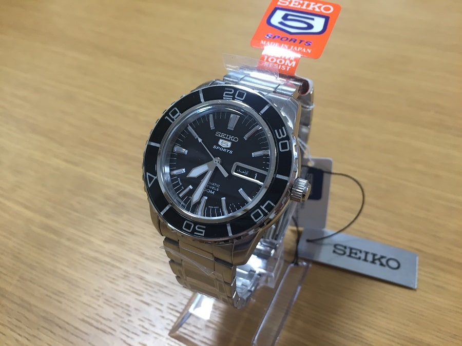 SEIKO 5 スポーツ　セイコー　腕時計 SNZH55JC
